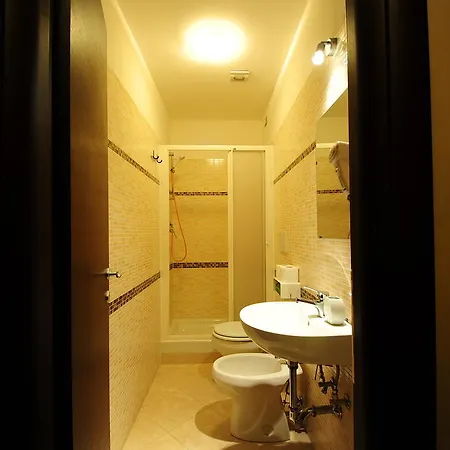Otel Mosaic 3*
