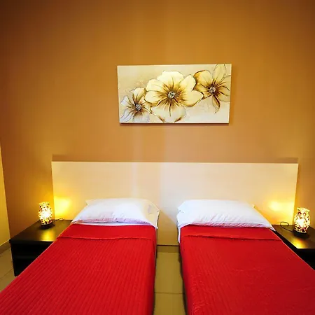 Otel Mosaic 3*