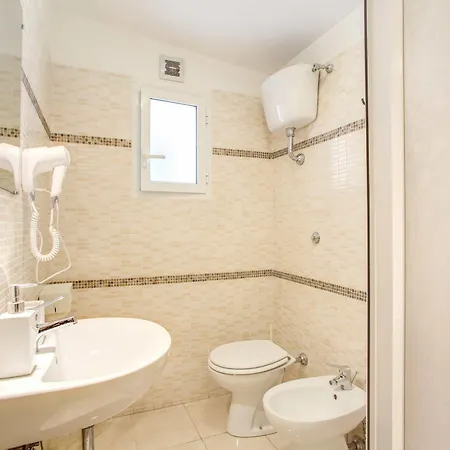 Otel Mosaic 3*